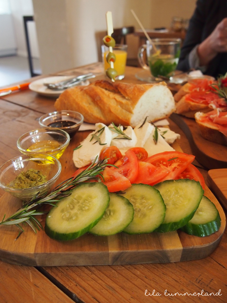 kurt-der-kaffeeröster-bonn-tomate-mozzarella